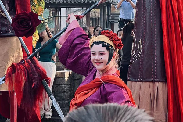 小逗号剧团